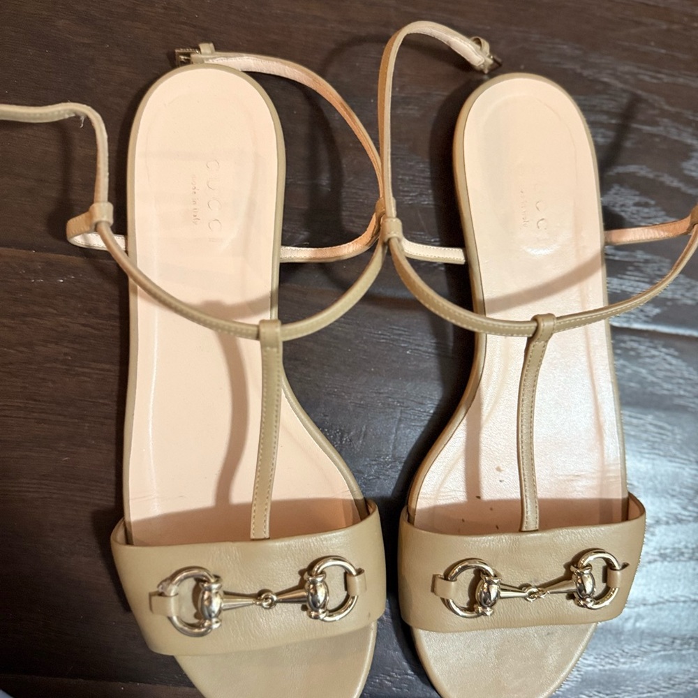 Gucci Beige Leather Sandals with Gold Accents